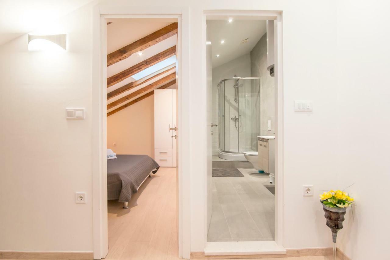 Apartament Fran Center *